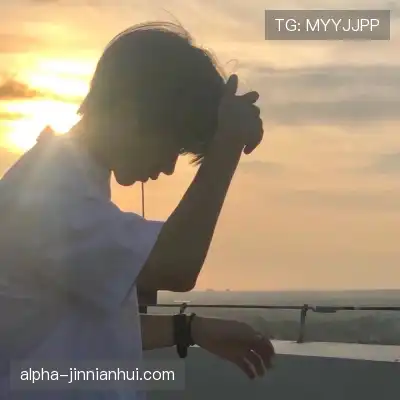 华菁俭